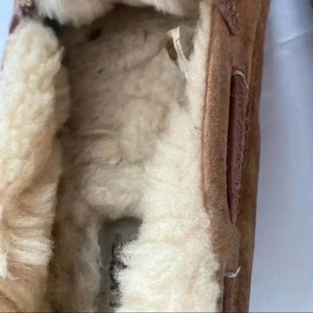 UGG Australia Dakota Chestnut brown Suede Moccasin Wool Fur Slippers Sho… - Picture 9 of 11